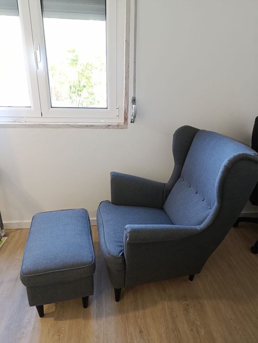 Cadeirao + apoio  ikea como novo 280 euros