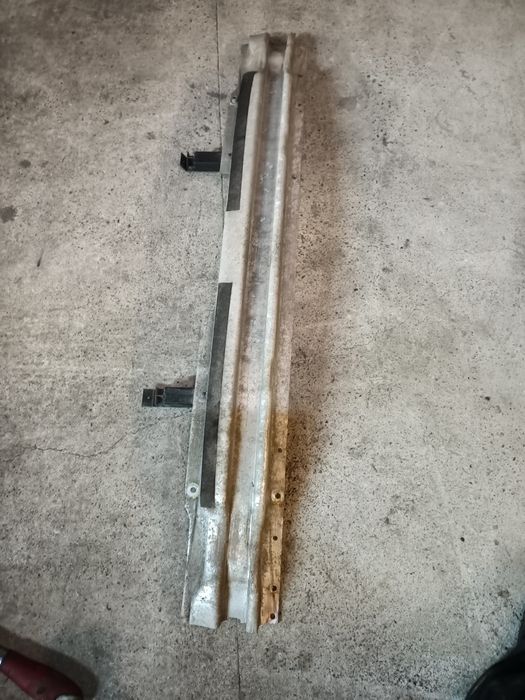 Belka zderzaka tył audi a4 b6 kombi