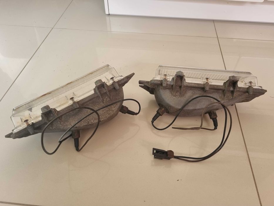 Cadilac Deville komplet lamp obrysowych podświetlenie zakrętu pra/lewa