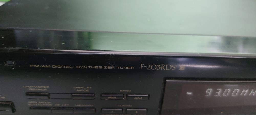 Tuner pionier  f-203rds