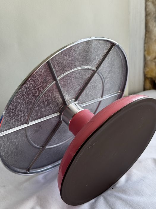 Поворотный столик для торта