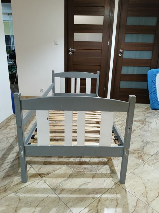 Łóżko dziecięce 180x80 / 2 sztuki/ czytaj opis