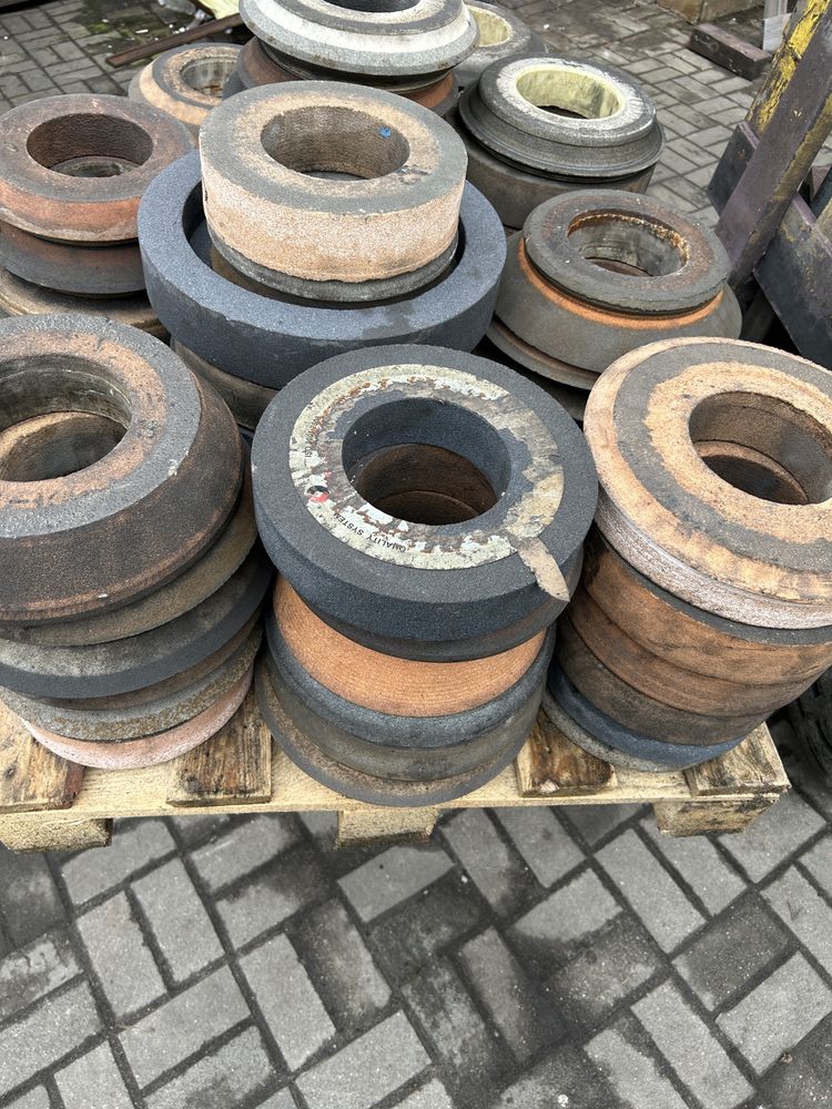 Cała paleta Tarcz ściernych z otworem 127mm