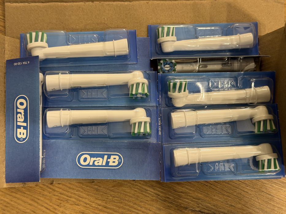 Oral-B Pro Cross Action końcówki do szczoteczki elektrycznej 16szt