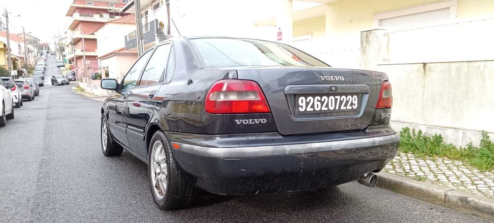 Volvo S40 T4 turbo (200cv) 97 a gpl e com ar condicionado
