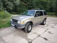 Ford Explorer II 4x4 terenowy