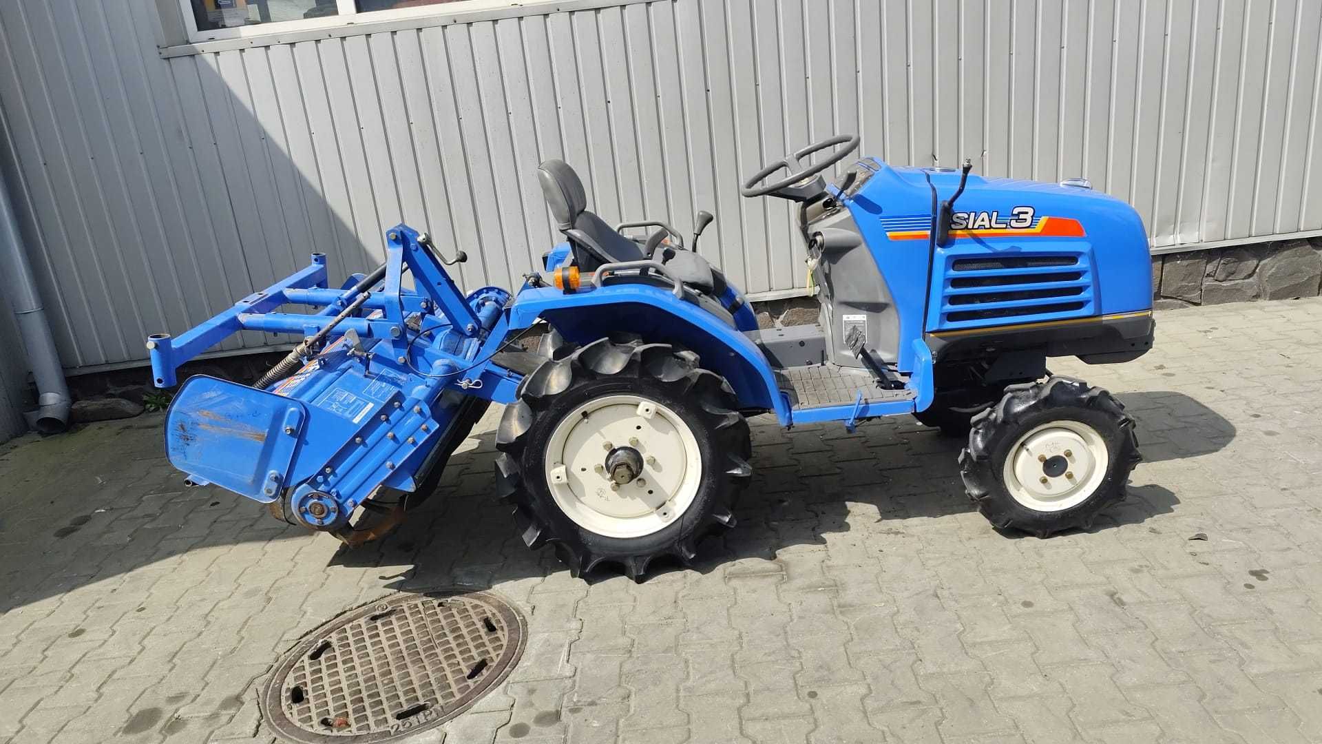 Japoński traktorek Iseki SIAL 3 z glebogryzarką 4x4 13 km
