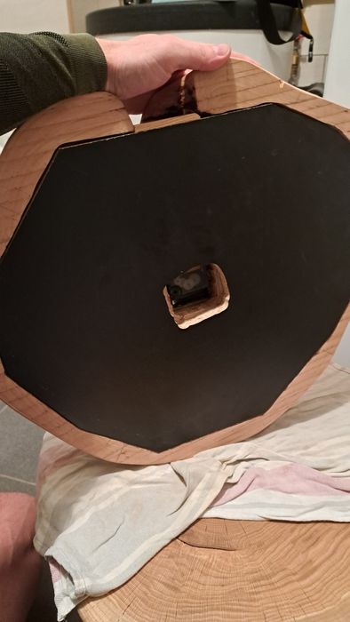 Zegar drewniany z plastra drewna