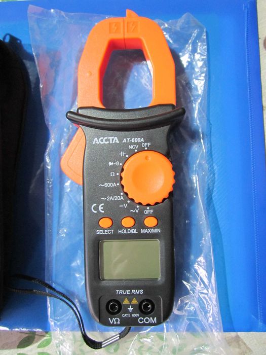 Струмовимірювальні кліщі Accta AT-600A