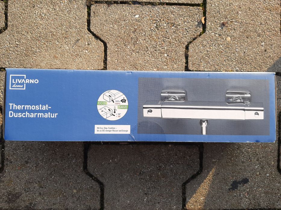 Змішувач з термостатом LIVARO