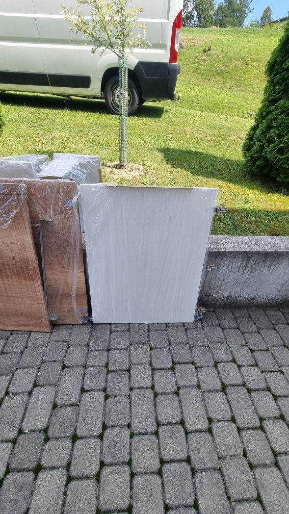 Szafka z szufladami łazienkowa z blatem