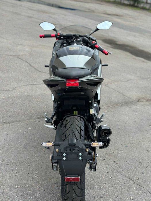 Мотоцикл ML 300 CBR