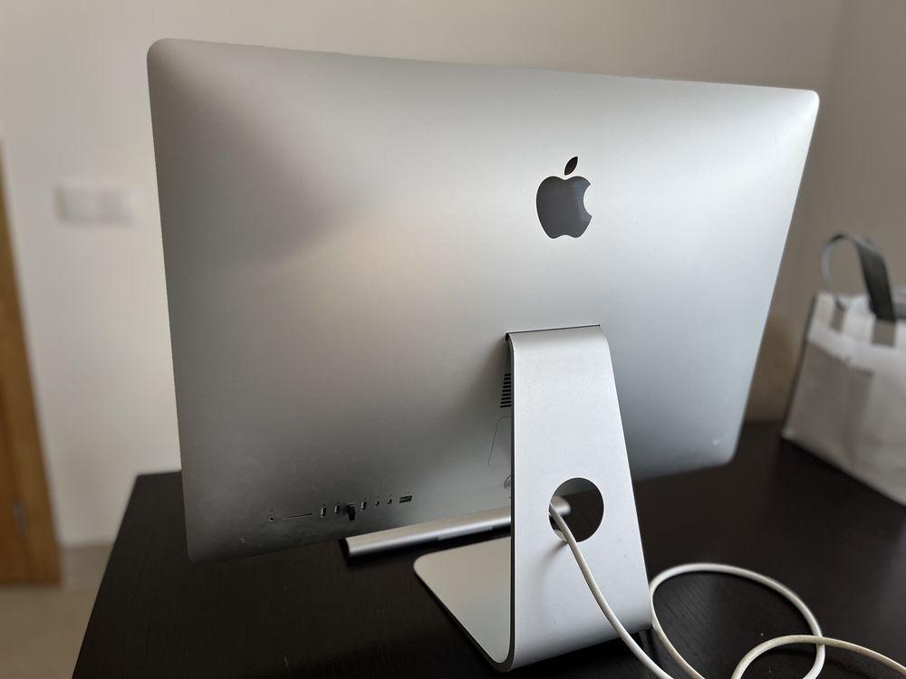 iMac 27” (finais 2013)