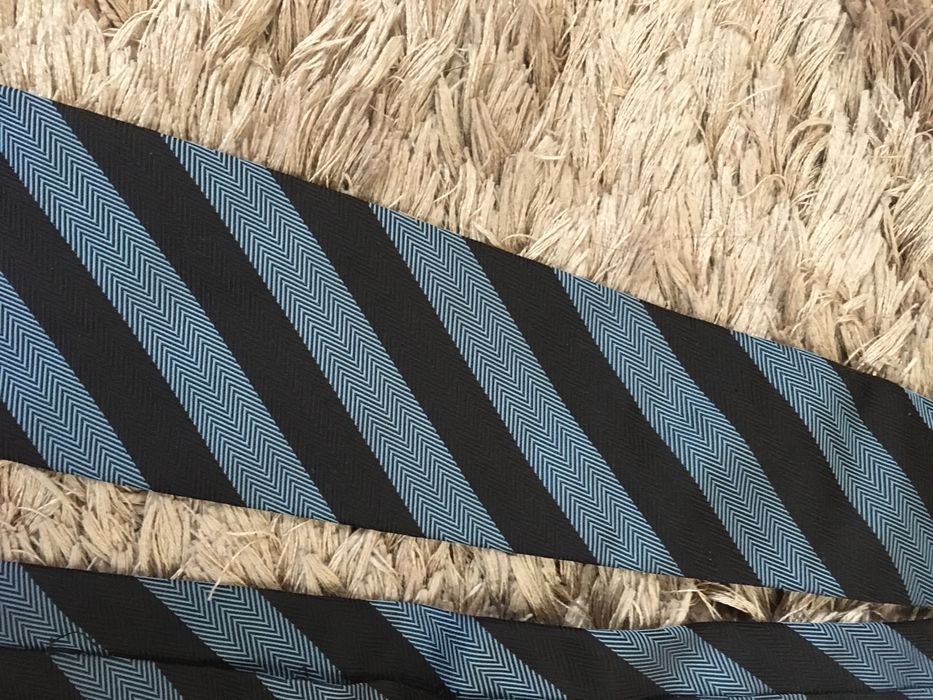 Gravata Decénio impecável