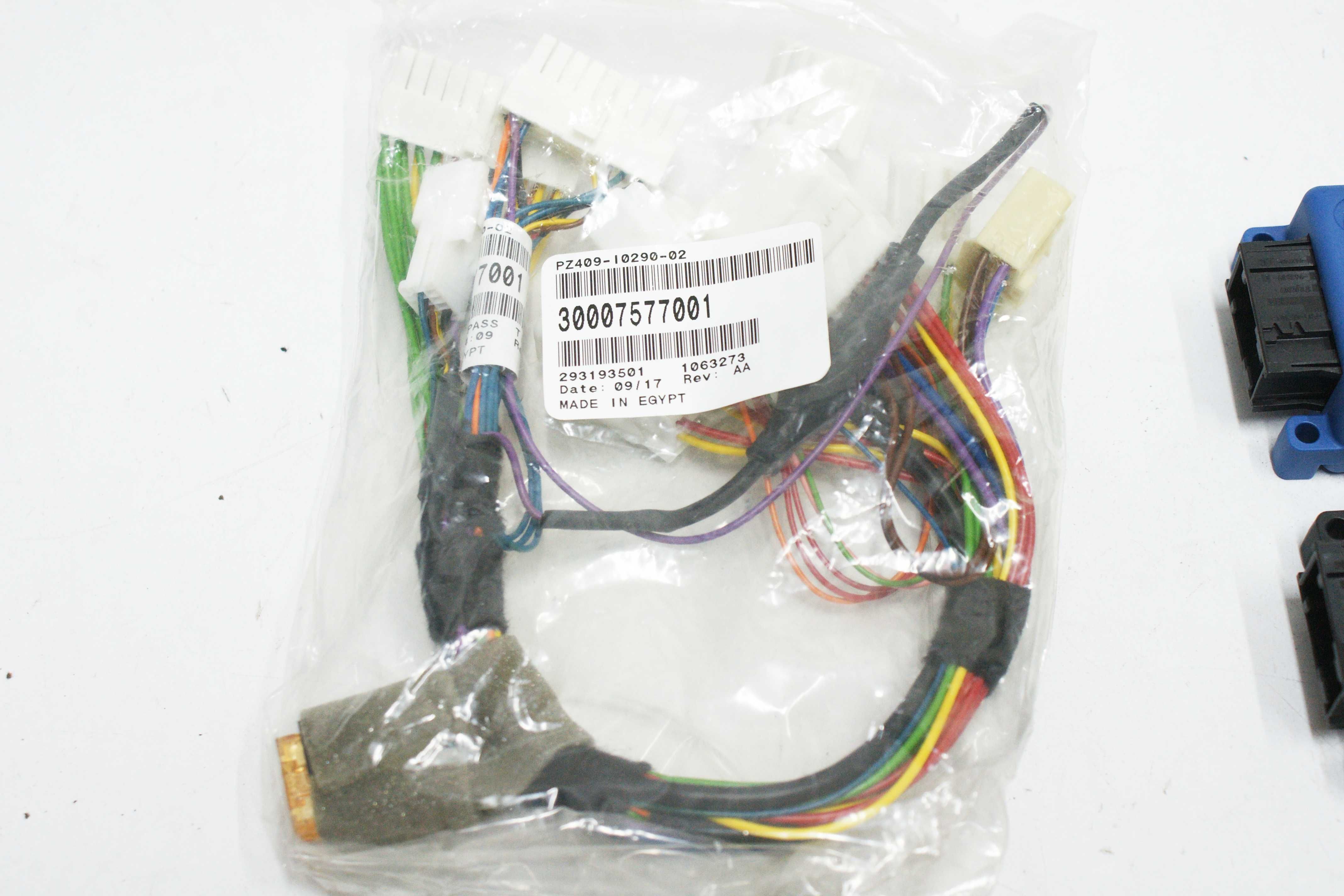 Zestaw Bluetooth H/F HFM UIM2 OE TOYOTA IQ 2008/2016 NOWY oryginalny