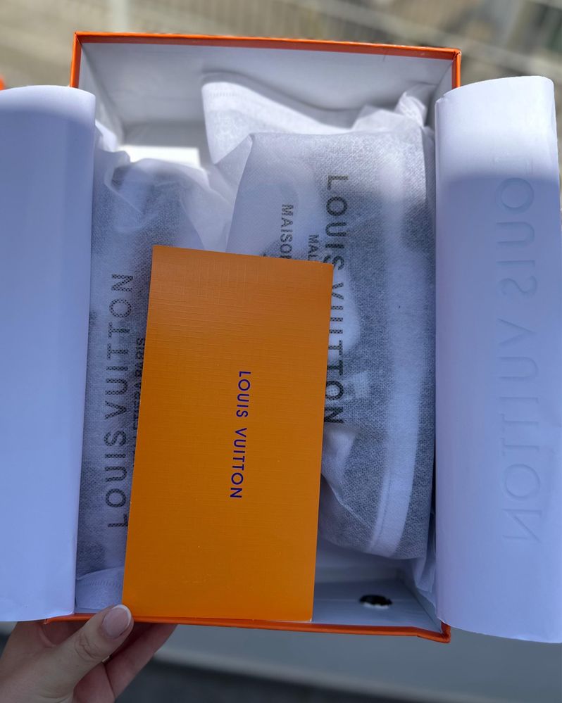 Tenis Louis Vuitton LV