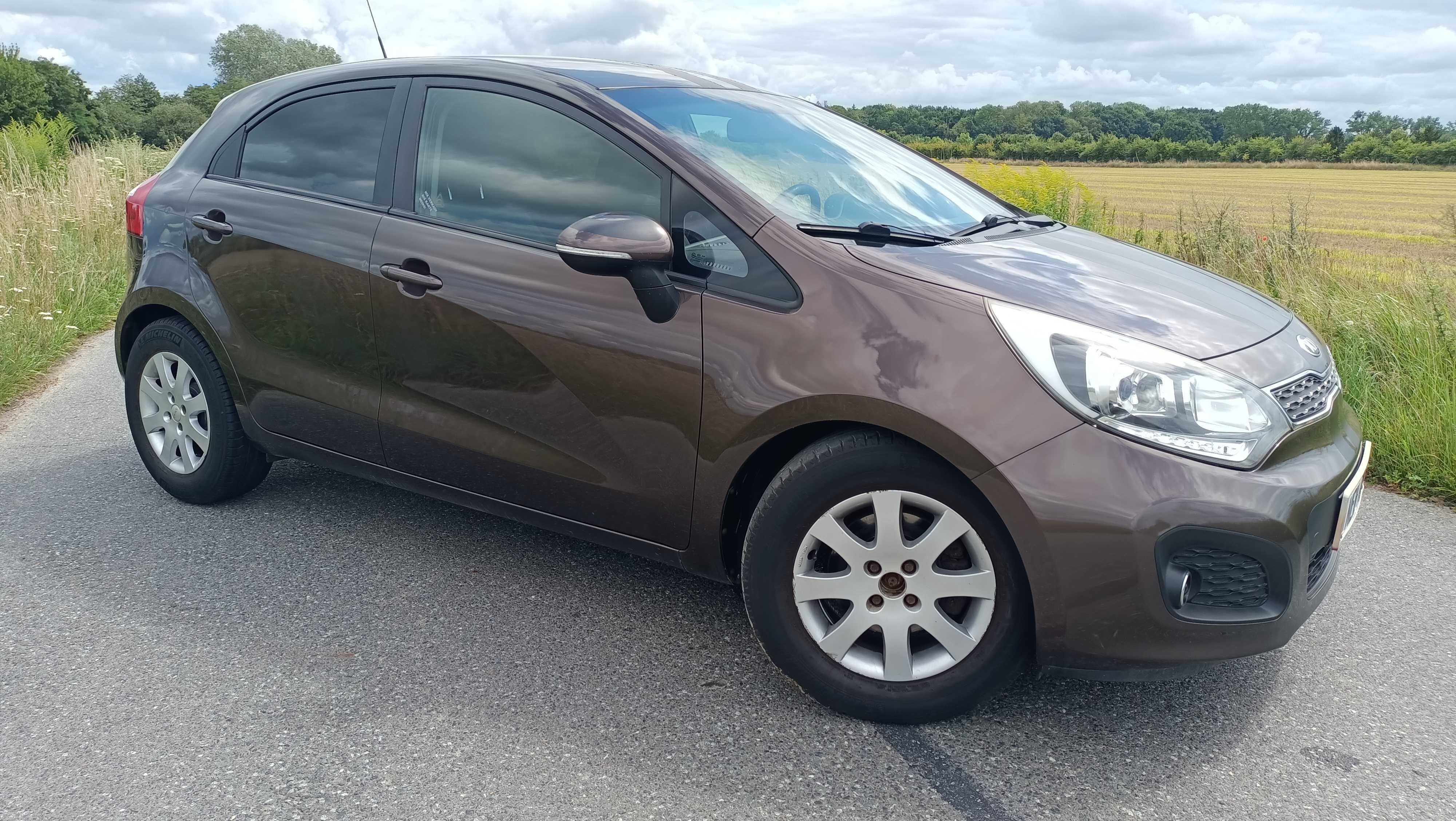 Kia Rio 1.4 benz. 109KM 5drzwi Klima Elektryka LED Alu Bezwypadek