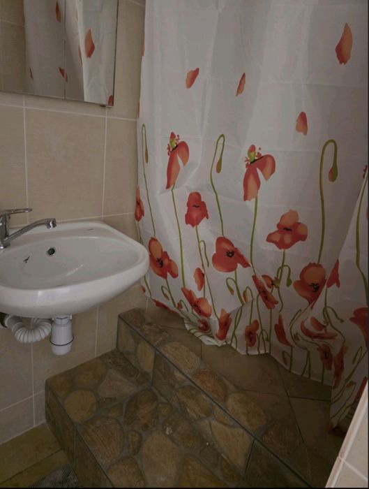 3к  в напівособняку вул.Медична