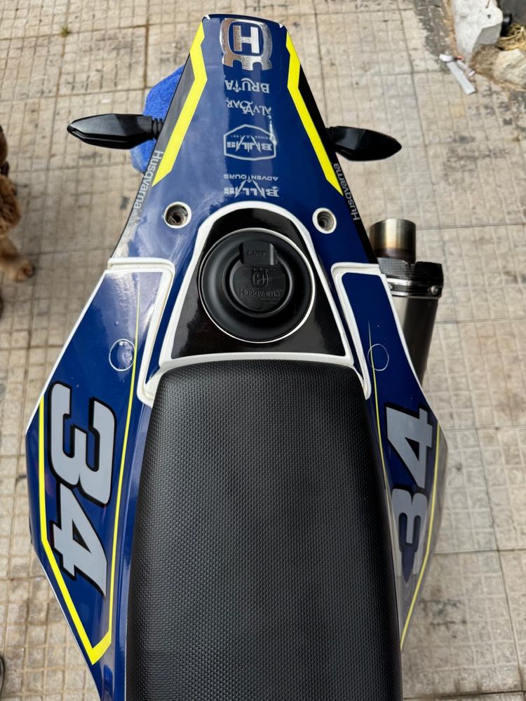 Husqvarna 701 Enduro