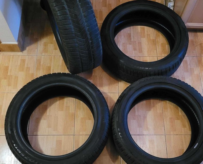Sprzedam Opony Zimowe Pirelli 245/45 R19