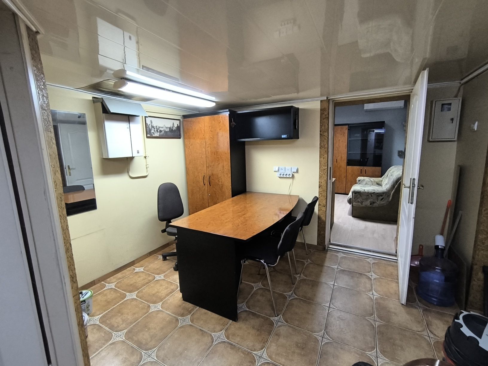 Оренда комерційного приміщення 30 м², вул. Головна