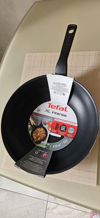 Продам сковороду WOK Tefal XL Intense 28 см