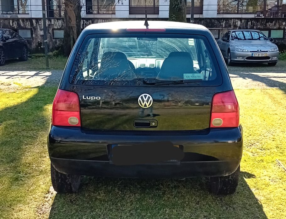 Golf Lupo.........