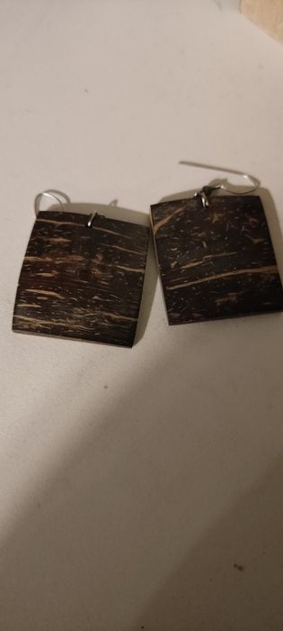 Kolczyki drewniane ,sztuczna biżuteria