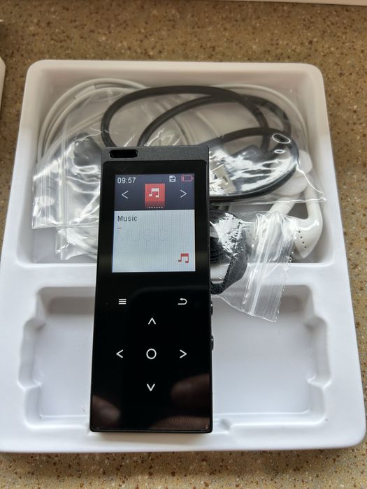 MP3 64 GB male przenosne zestaw