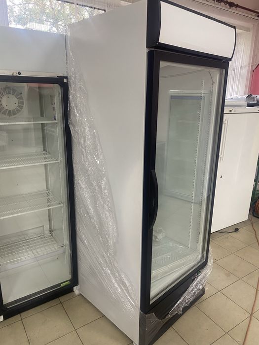 Холодильник для напитков FRIGOGLASS