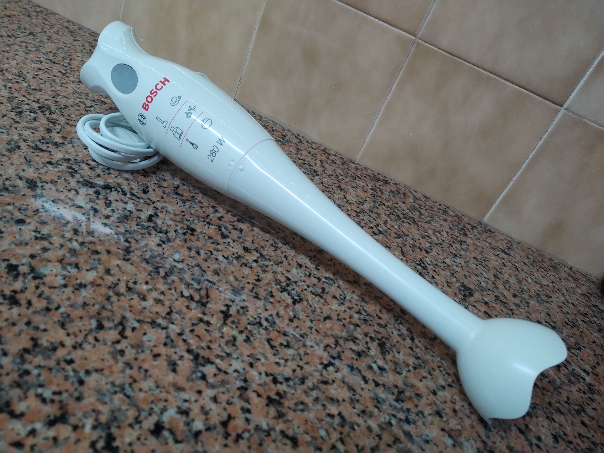 Varinha mágica da Bosch, batedeira liquidificadora trituradora casa.