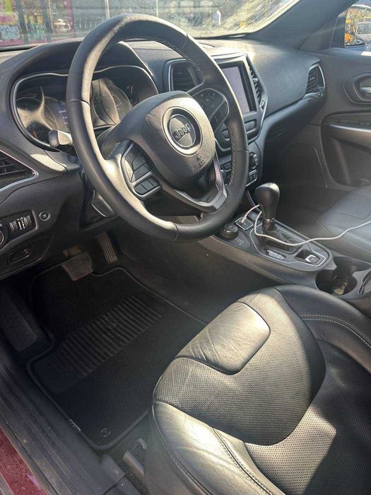 Jeep Cherokee 2021