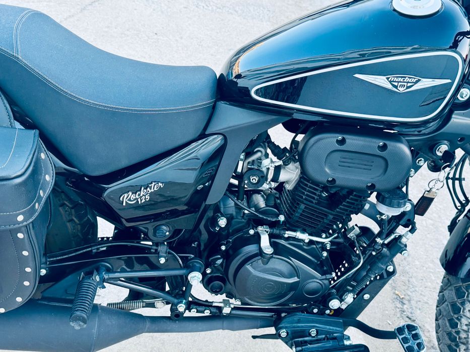 COMO NOVA, com 1 ANO DE GARANTIA! Macbor Rockster 125