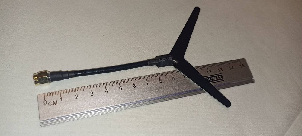 Антена для FPV SMA 1.2 / 1.3Ghz SMA 5 dBi Readytosky 8см