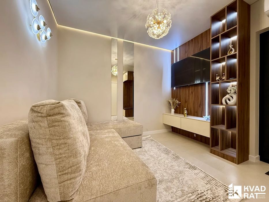 Готова до проживання півторачка з ремонтом в Паркова Алея