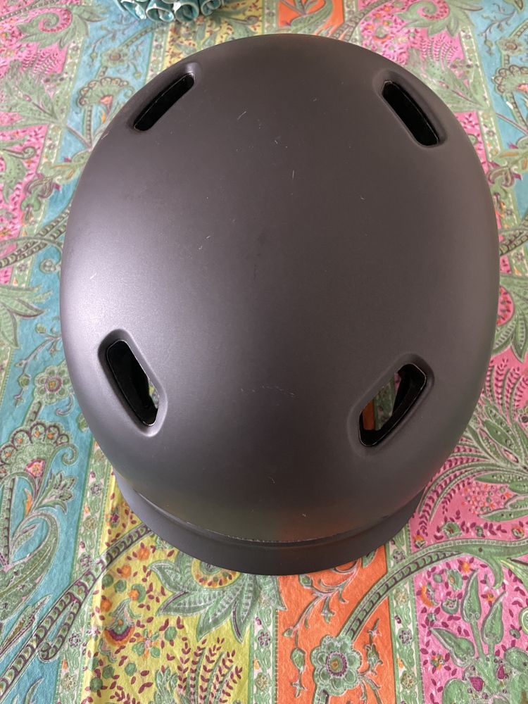 Capacete bicicleta skate inteligente Livall