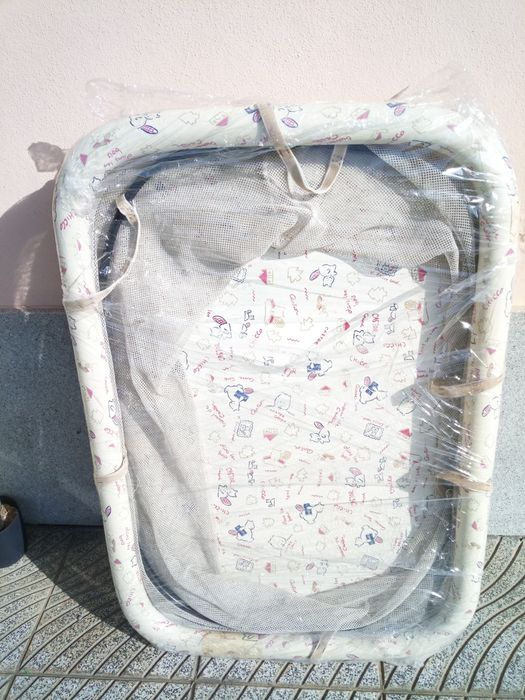 Parque infantil com rede