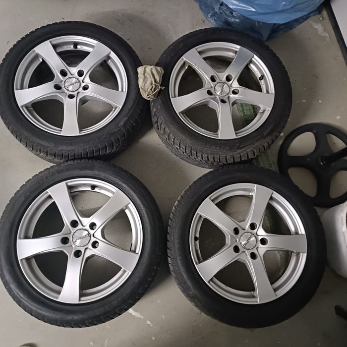 Sprzedam opony z felgami 5x120