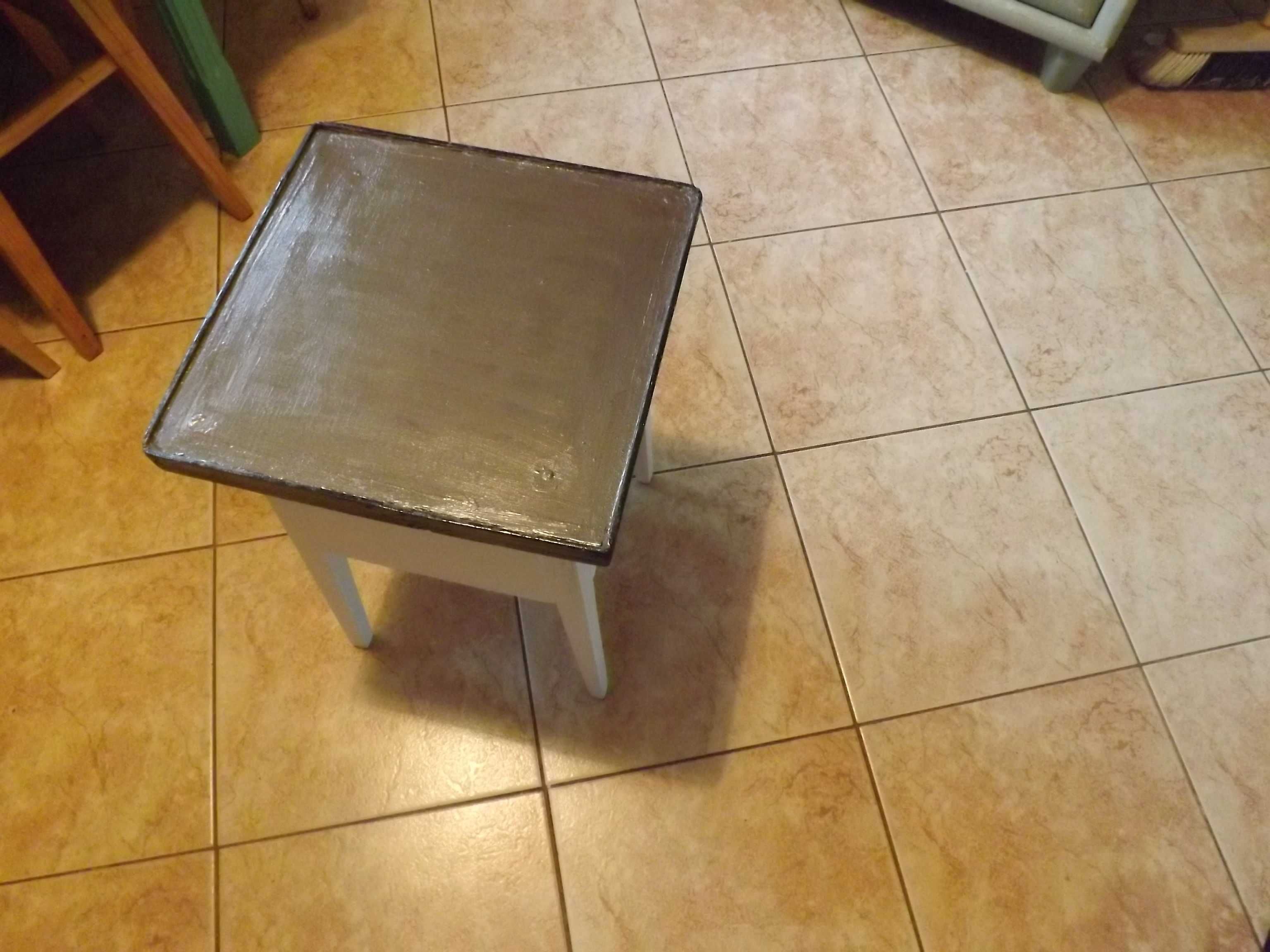 Taboret ,stolik PRL
