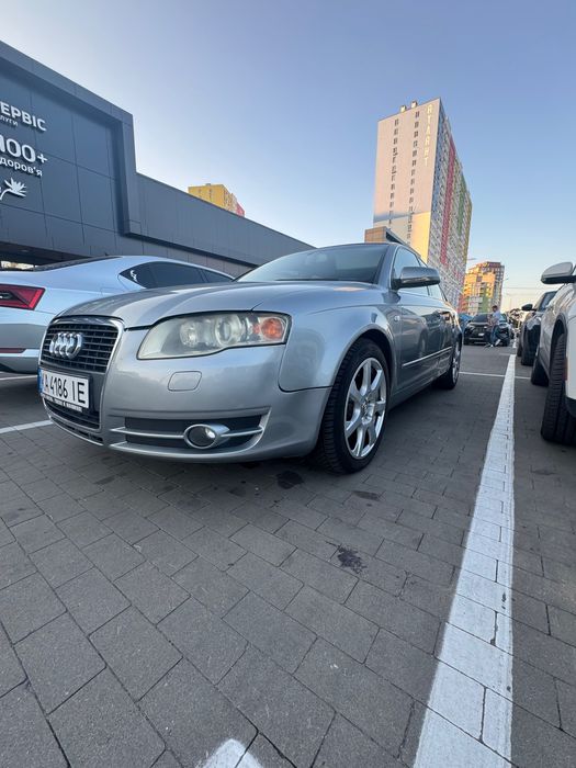 Продам машину Audi A4 2005