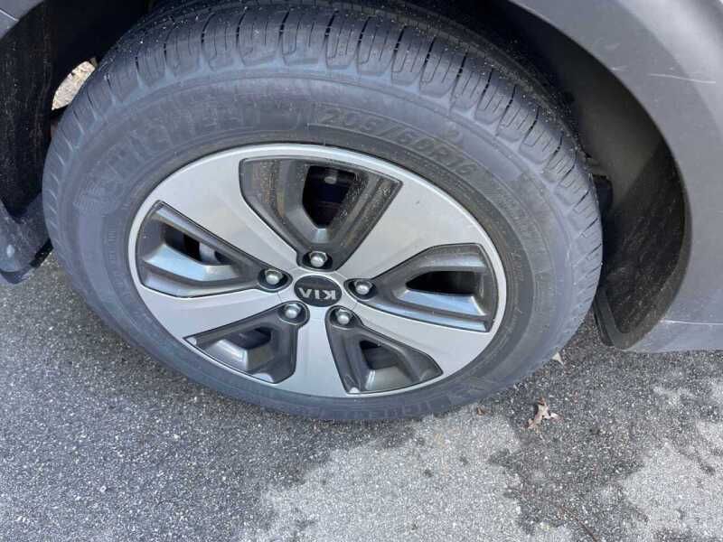 2017   Kia   Niro