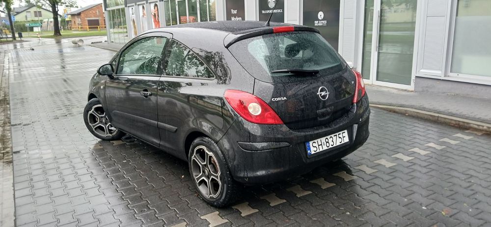 Opel Corsa D 1.2 16v Zadbany egzemplarz BEZ KOROZJI !