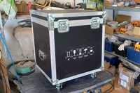 Vendo flightcase com rodas