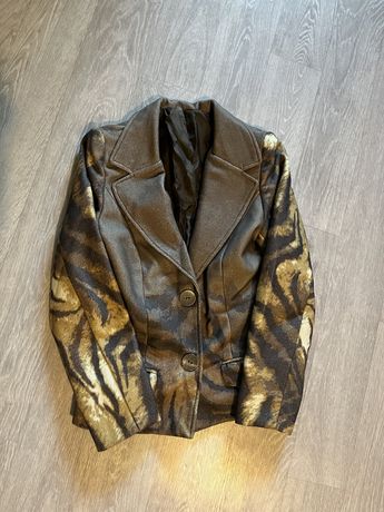 Пиджак теплый размер 42-44