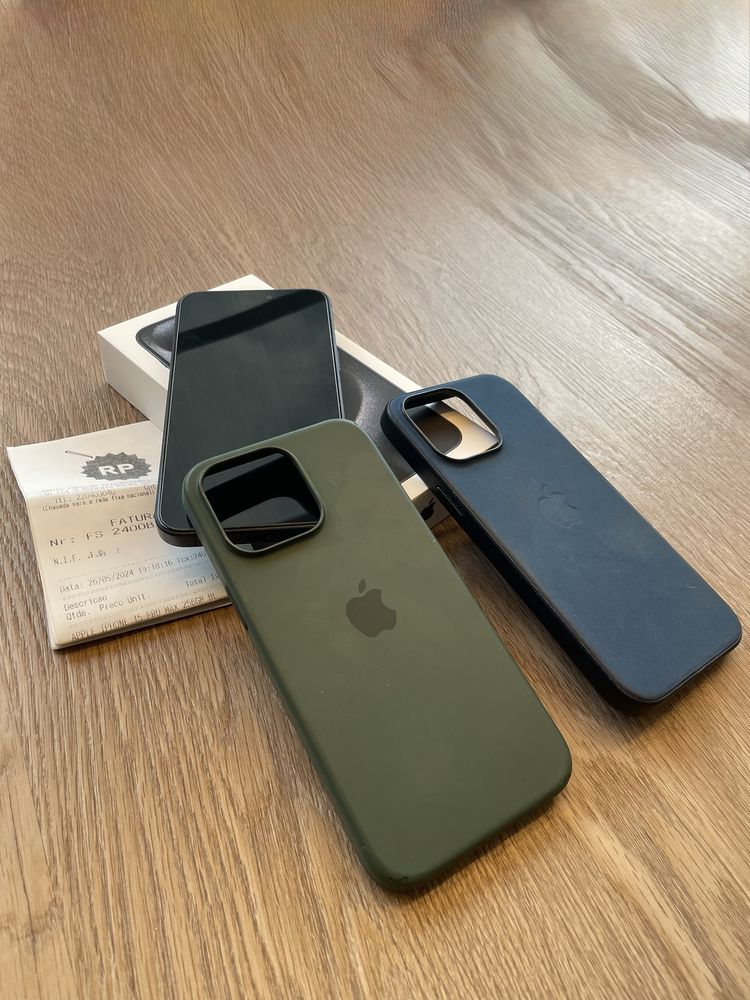 iPhone 15 Pro Max | Garantia até 2026 + capas Apple