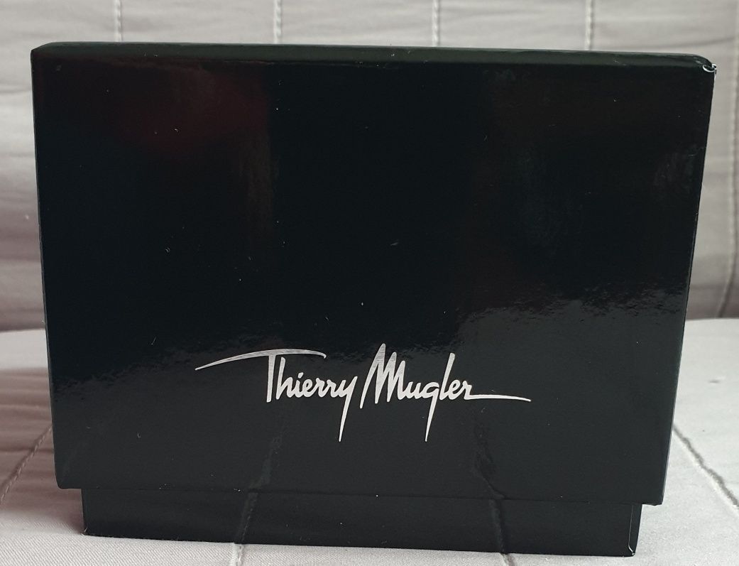Czarne pudełko na prezent Thierry Mugler
