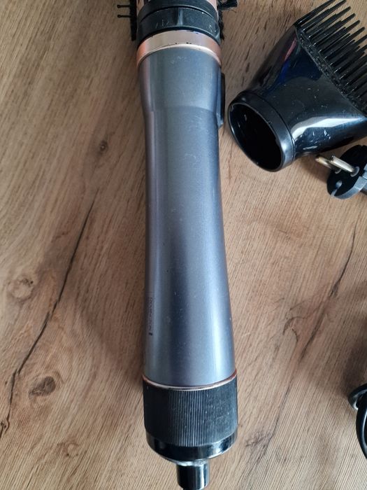 Suszarko-lokówka Ms8810 Keratin Protect Rotating Air Styler