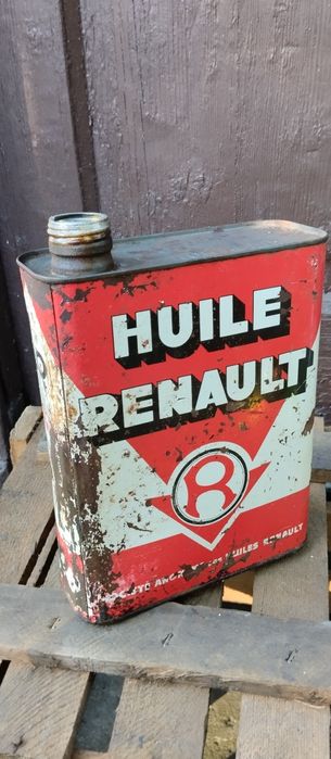 Stara puszka po oleju renault Francja