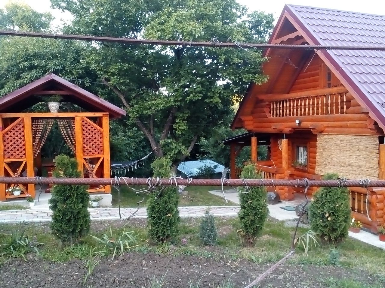 Будинок в затишному місці.