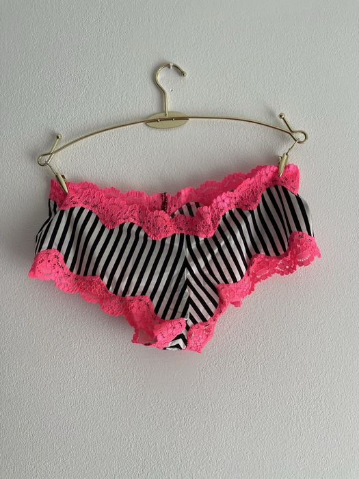 Трусики Victoria’s Secret з мереживом оригінал розмір XS, S